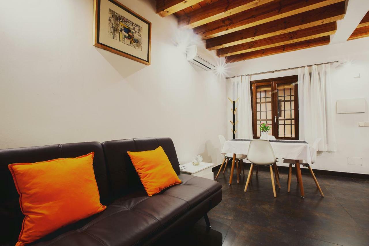 Duplex En La Juderia De Toledo Apartment Exterior photo